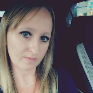 Meet your Posher, Krystal